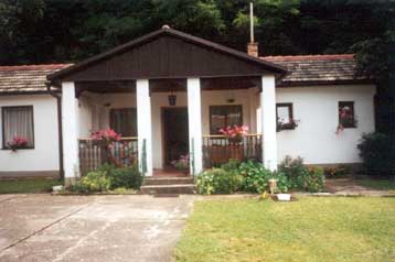 Cehia Chata Týn nad Vltavou, Exteriorul